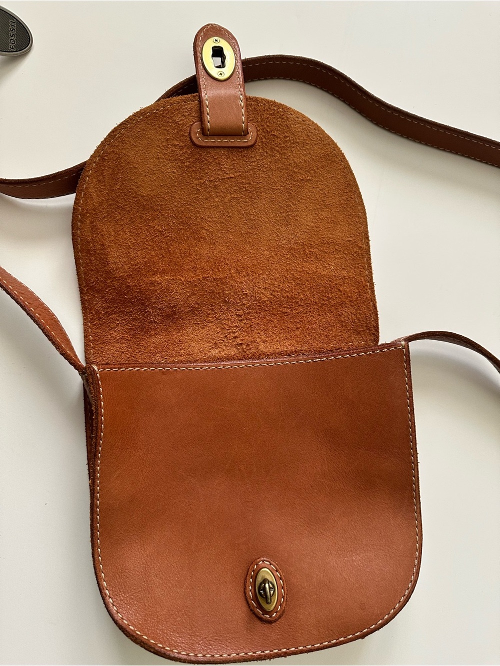 Fossil Tan Genuine Leather Crossbody Saddle Bag with Brass Hardware - Picture 5 of 6